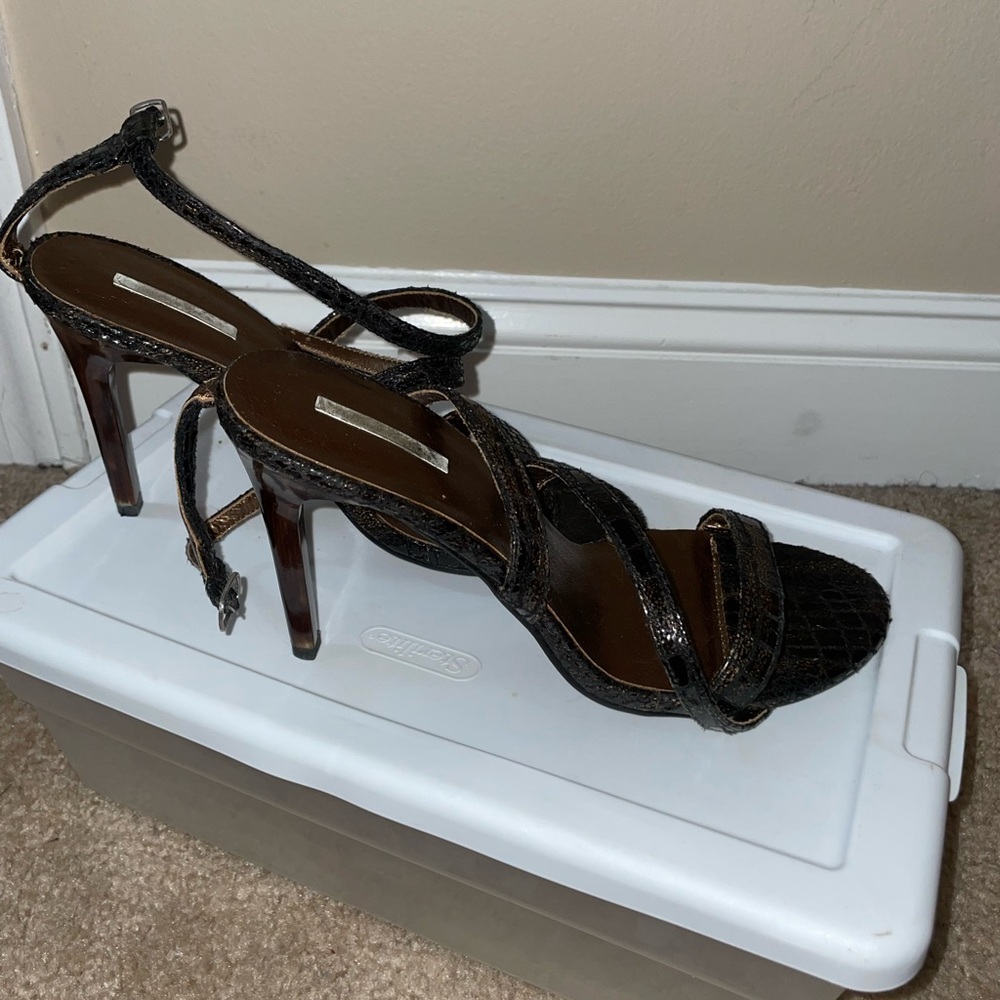 Michael Antonio Black Heels Classic Design